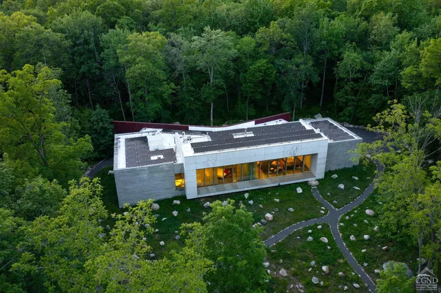 $2,600,000 | 121 Sheldon Road, Gardiner, NY 12589