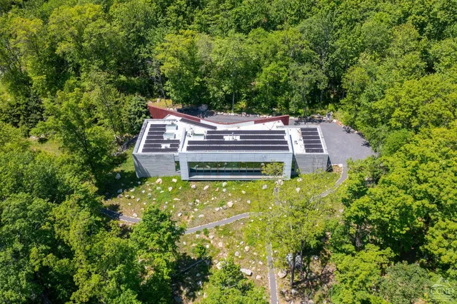 $2,600,000 | 121 Sheldon Road, Gardiner, NY 12589