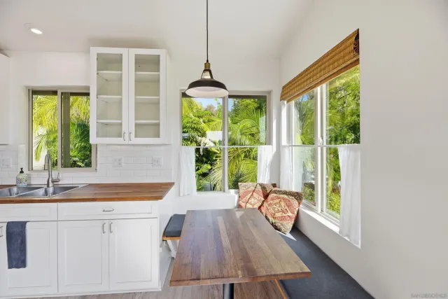 $1,590,000 | 2726 Naples Court, Carlsbad, CA 92010