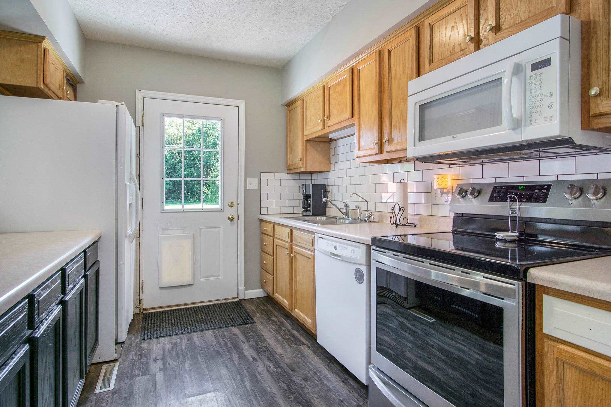 59210 Edna Road Mishawaka, IN 46544 - Photo 13 of 25 Gallery Image 13