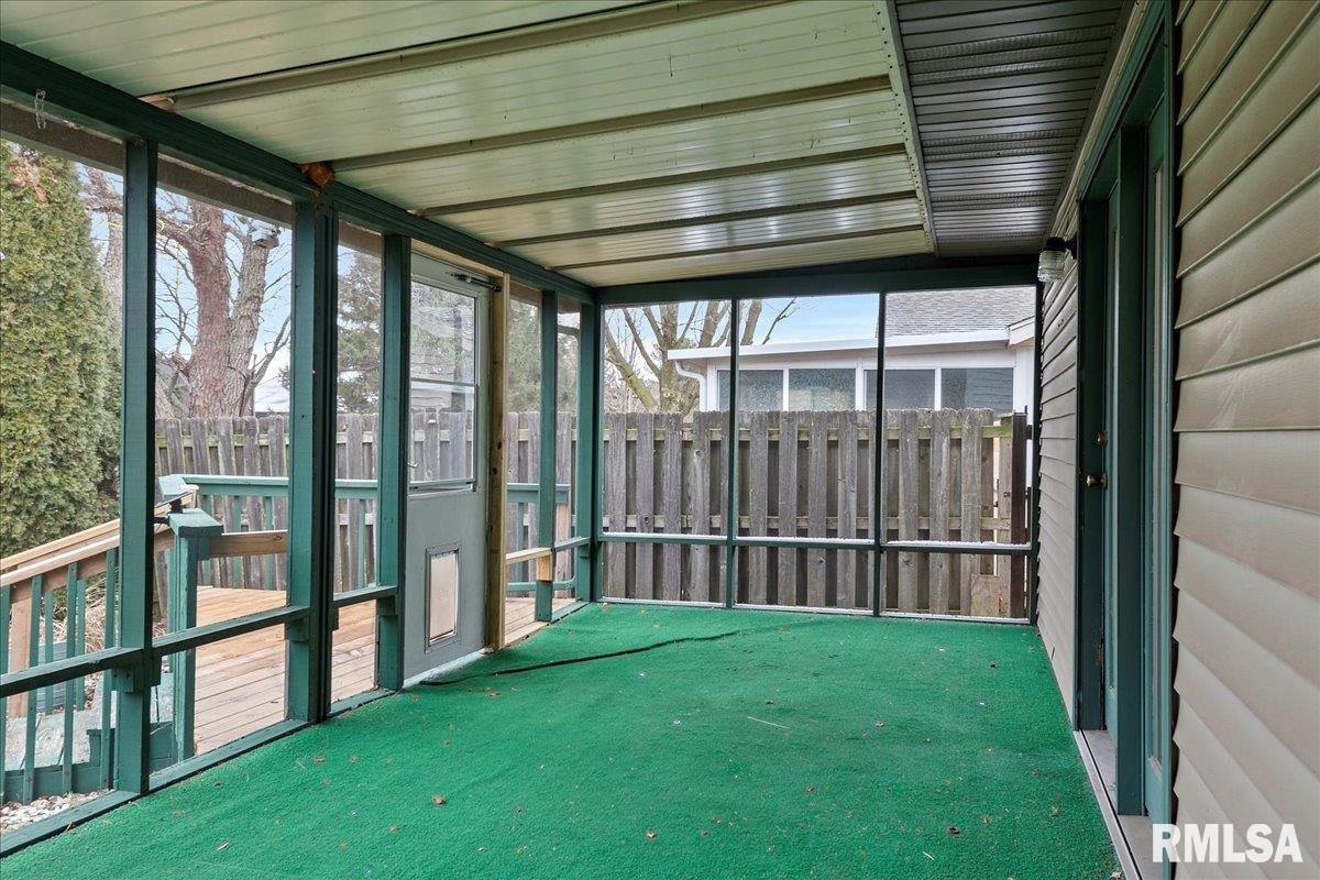 3102 Cascade Drive Springfield, IL 62704 - Photo 18 of 29 Gallery Image 18