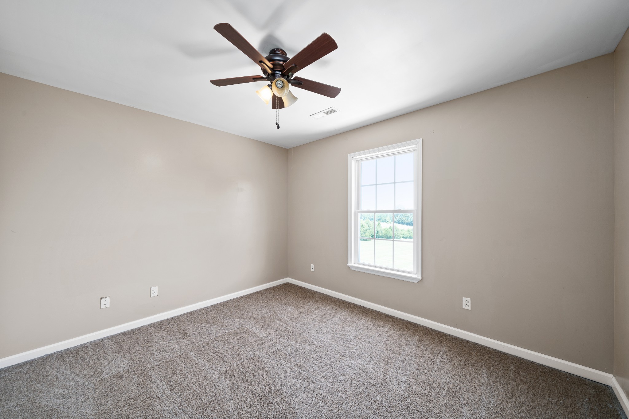2570 Tuggle Road Cadiz, KY 42211 - Photo 28 of 40 Gallery Image 28