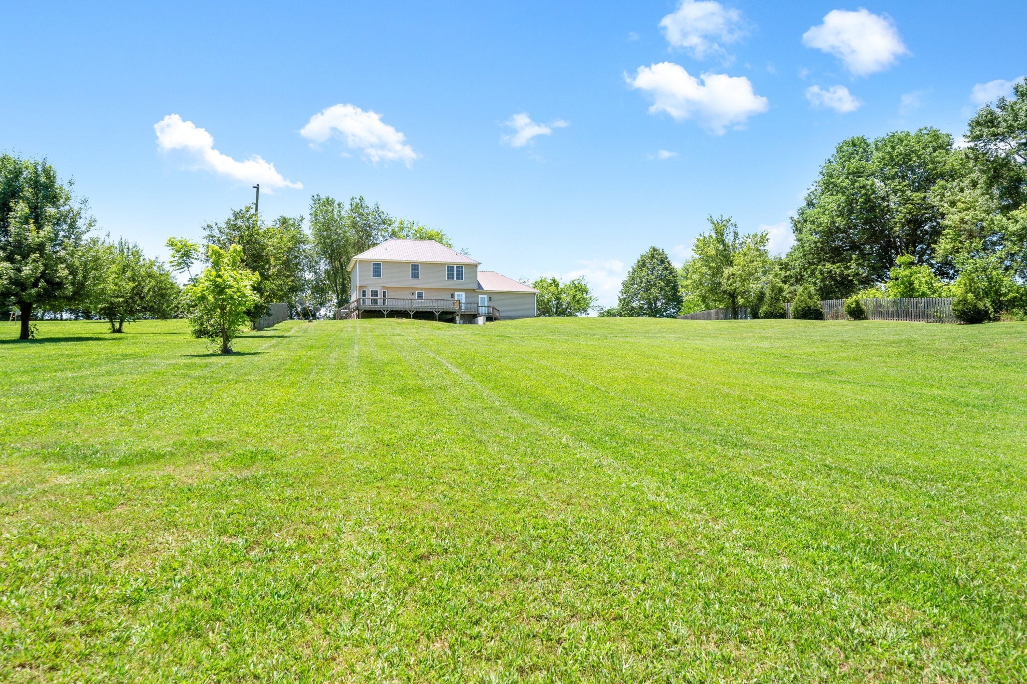 2570 Tuggle Road Cadiz, KY 42211 - Photo 32 of 40 Gallery Image 32
