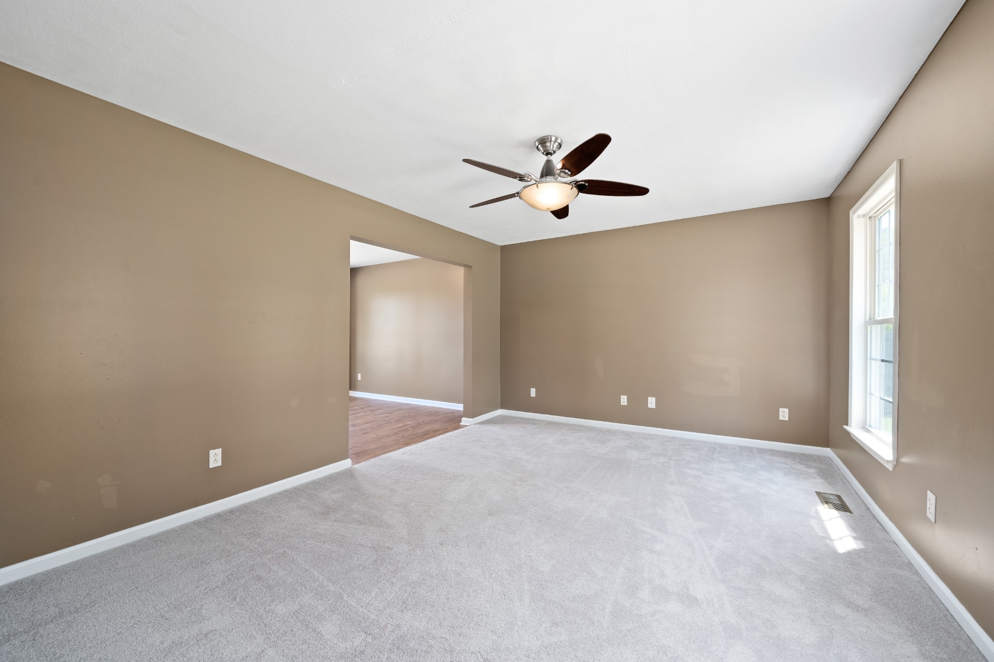 2570 Tuggle Road Cadiz, KY 42211 - Photo 5 of 40 Gallery Image 5