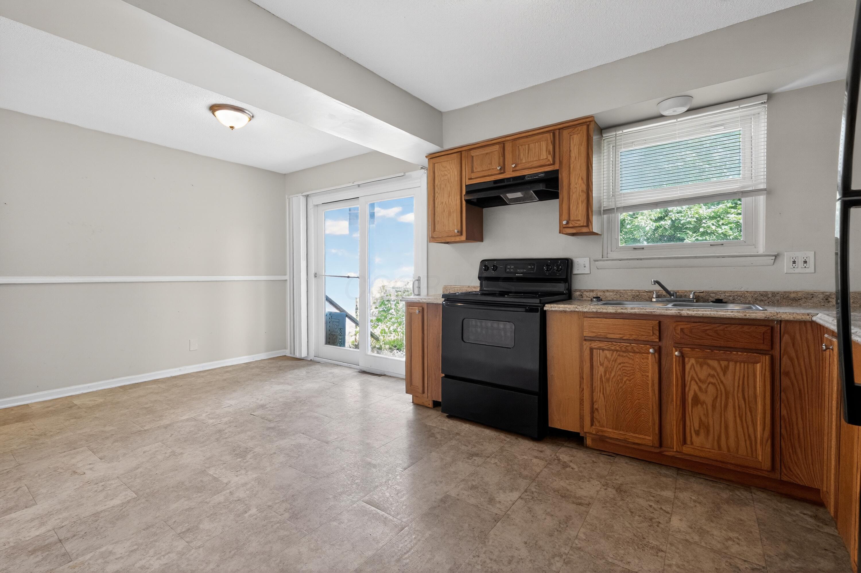 4568 Westerville Road Columbus, OH 43231 - Photo 4 of 16