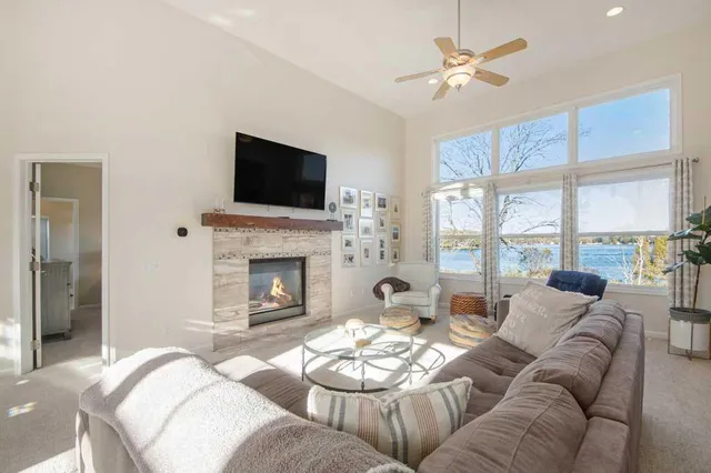 $1,064,000 | 5909 East 92nd Street, Newaygo, MI 49337