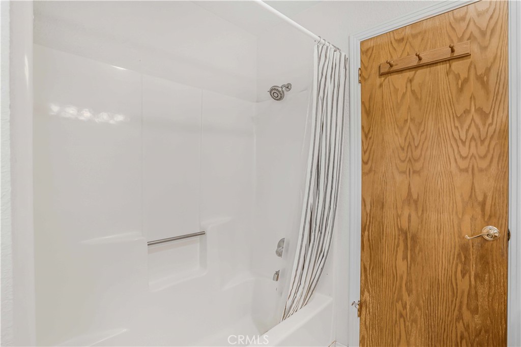 2755 Taft Place Cambria, CA 93428 - Photo 15 of 43 a bathroom with a shower