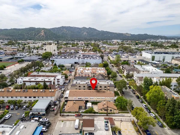 $2,395,000 | 300 East Garfield Avenue, Glendale, CA 91205