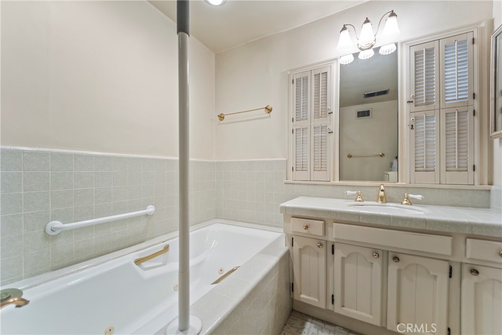 3521 Yorkshire Road Pasadena, CA 91107 - Photo 29 of 40