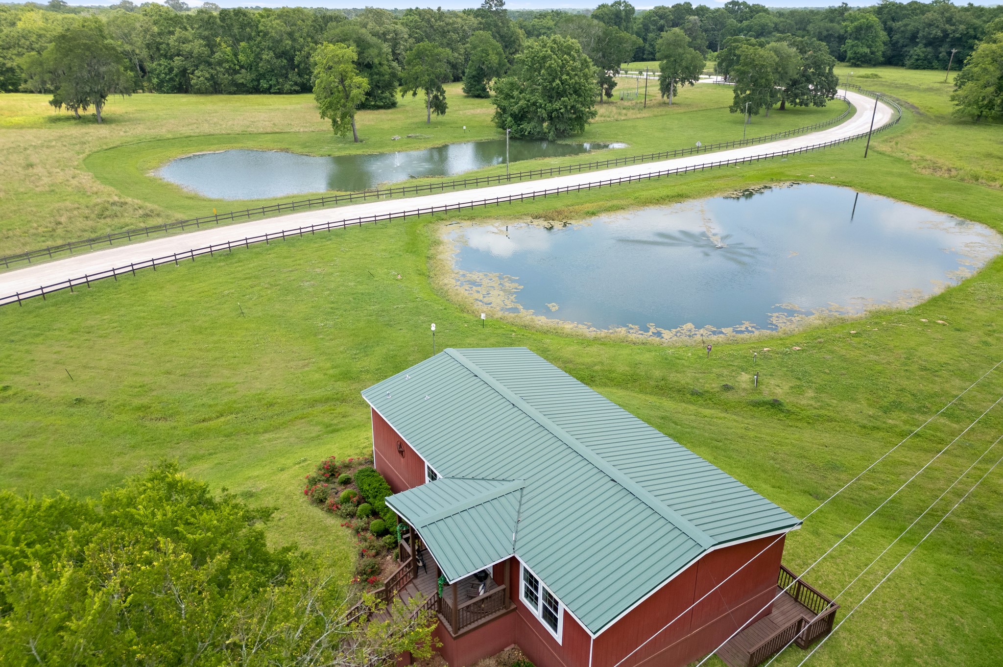 215 Center Street Cleveland, TX 77327 - Photo 37 of 38 a view of a swimming pool with a yard