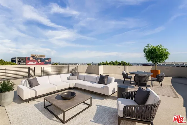 $1,999,999 | 8788 Shoreham Drive, Unit 43, West Hollywood, CA 90069
