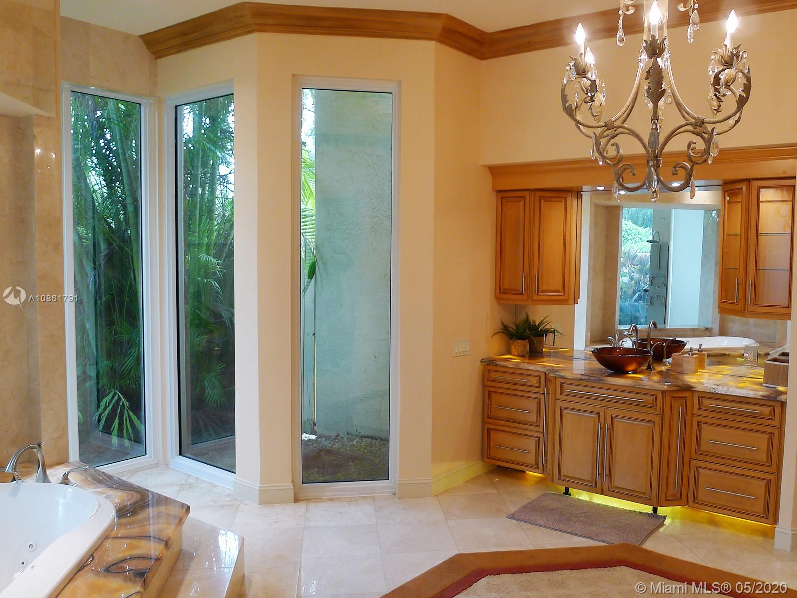 17760 Fieldbrook Circle East Boca Raton, FL 33496 - Photo 14 of 39 Gallery Image 14