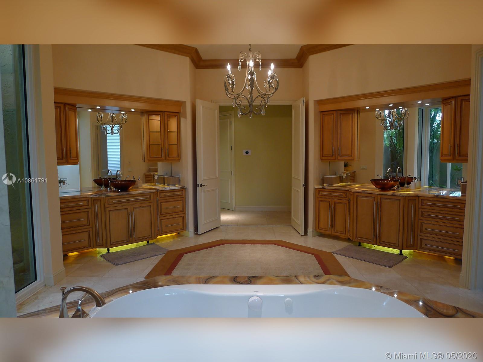 17760 Fieldbrook Circle East Boca Raton, FL 33496 - Photo 15 of 39 Gallery Image 15