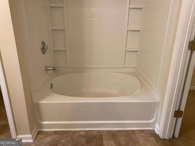 $1,800 | 2858 Parkway Close, Lithonia, GA 30058