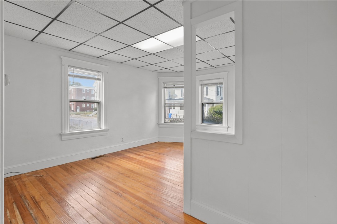 191 Webster Street Pawtucket, RI 02861 - Photo 13 of 48