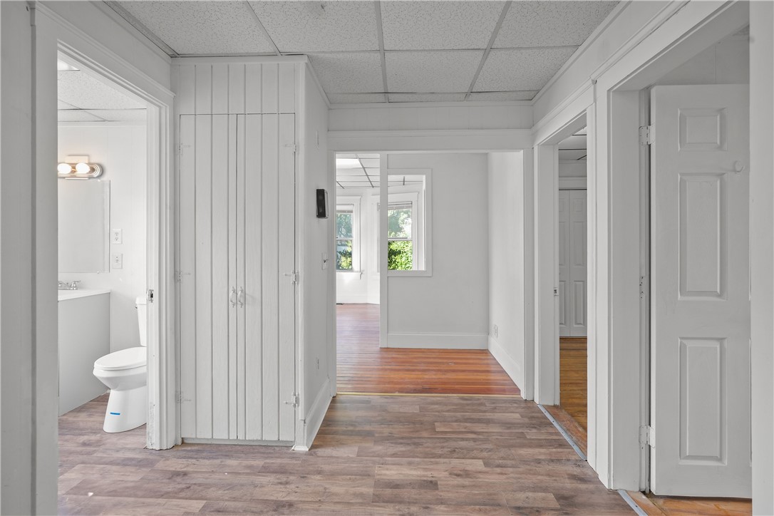 191 Webster Street Pawtucket, RI 02861 - Photo 20 of 48