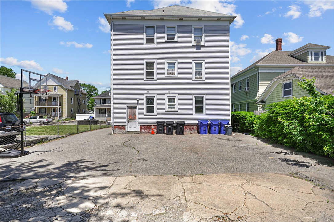 191 Webster Street Pawtucket, RI 02861 - Photo 44 of 48