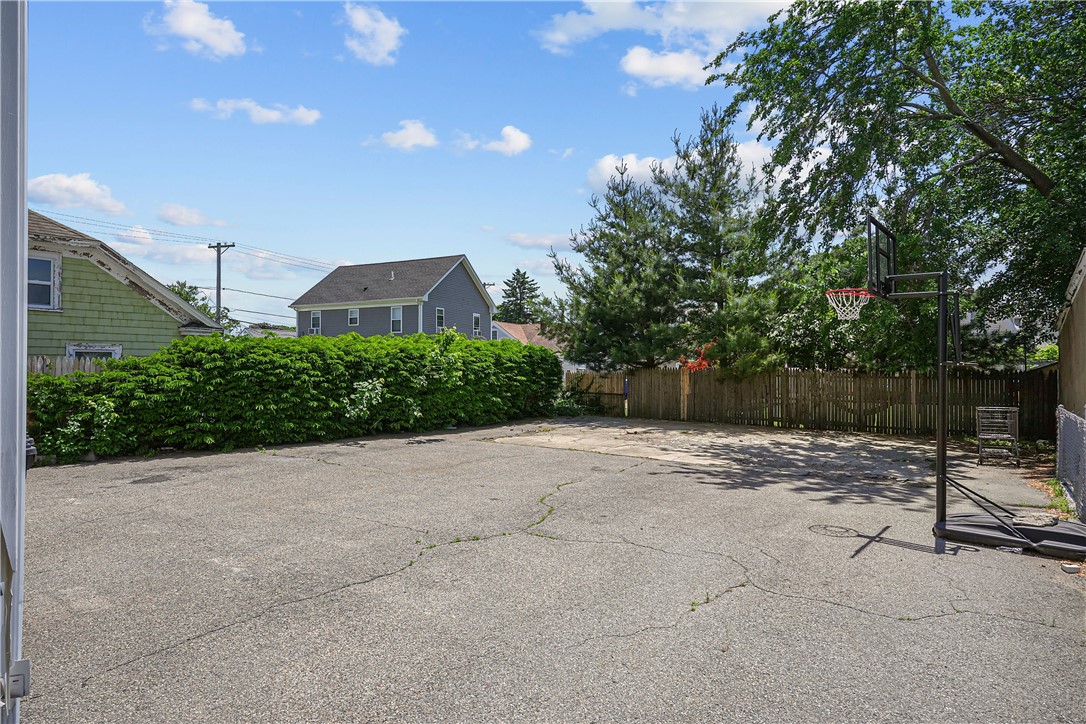 191 Webster Street Pawtucket, RI 02861 - Photo 46 of 48