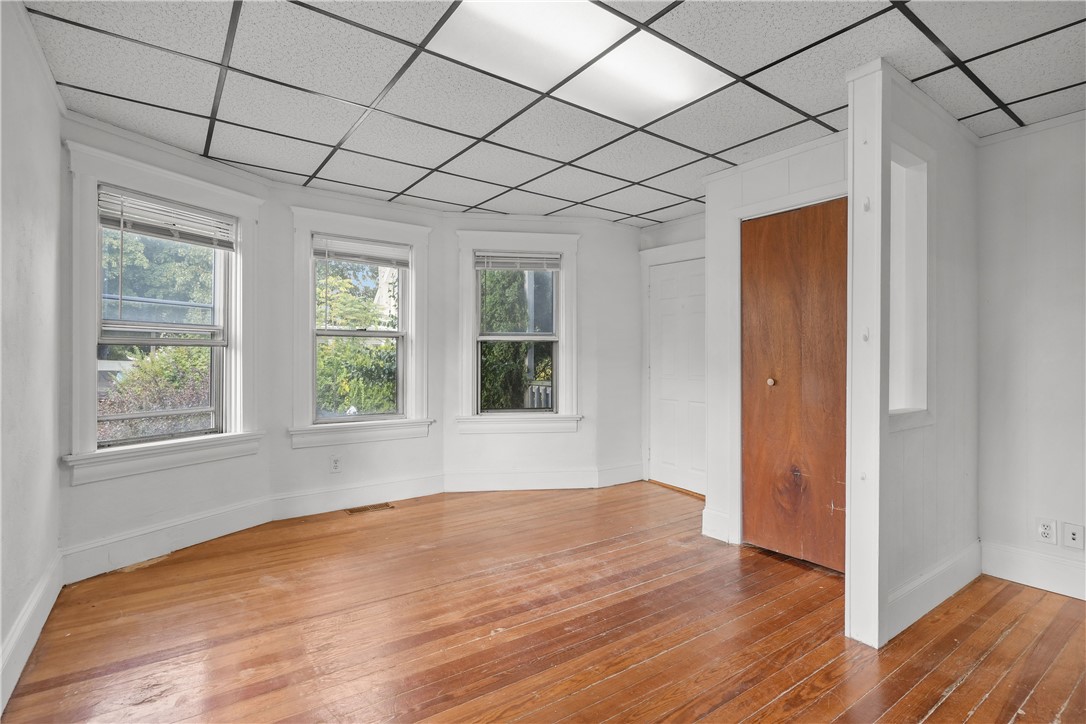 191 Webster Street Pawtucket, RI 02861 - Photo 10 of 48