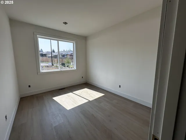 $669,000 | 18905 Crooked River Street, Unit 46, Sandy, OR 97055