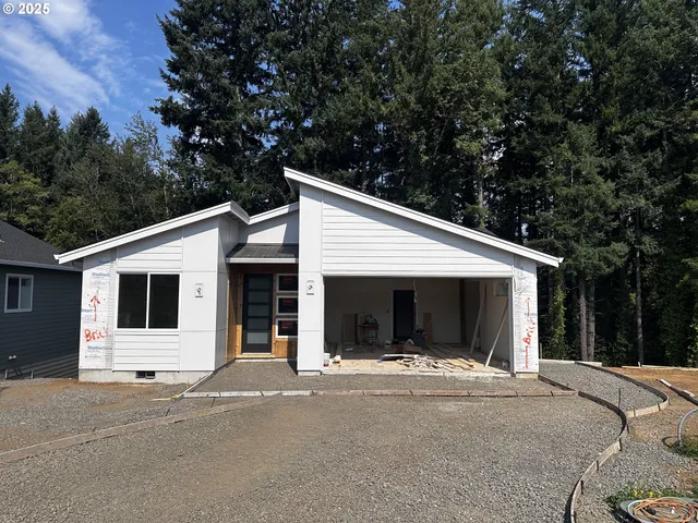 $669,000 | 18905 Crooked River Street, Unit 46, Sandy, OR 97055