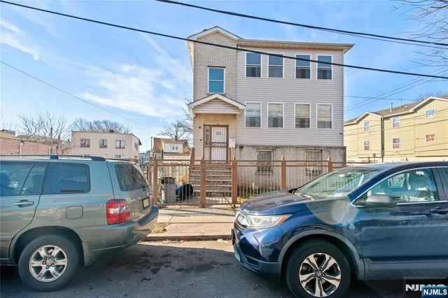 $849,999 | 219-221 Clinton Place, Newark, NJ 07112