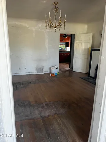 a view of a outdoor space