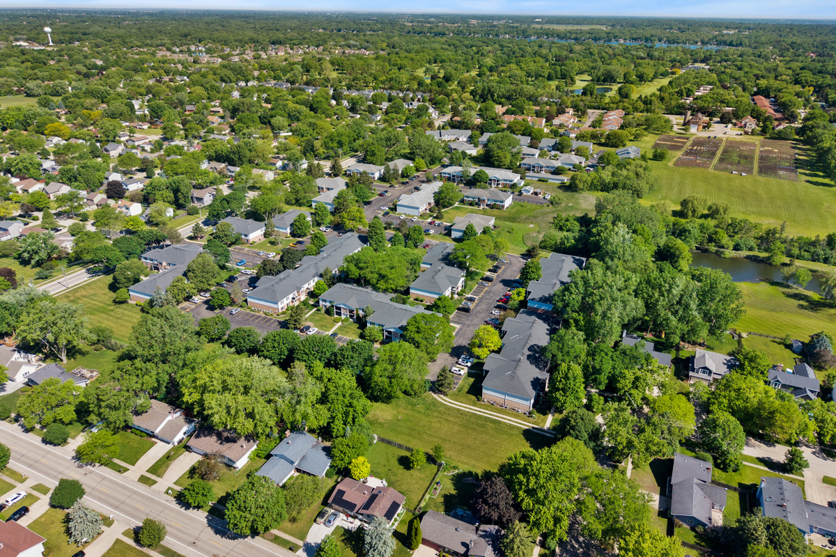 981 Golf Course Road, Unit 3 Crystal Lake, IL 60014 - Photo 18 of 24