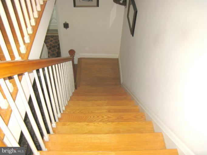 313 Lambeth Road Baltimore, MD 21228 - Photo 14 of 16 Interior (General)