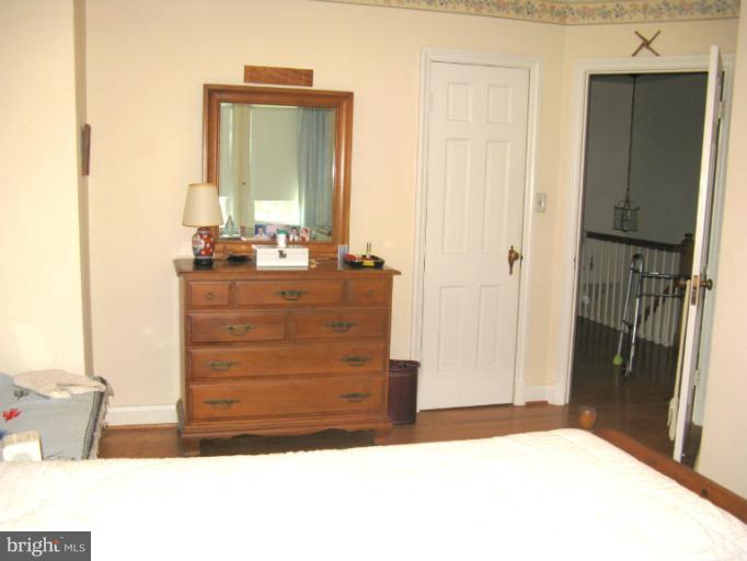 313 Lambeth Road Baltimore, MD 21228 - Photo 15 of 16 Bedroom