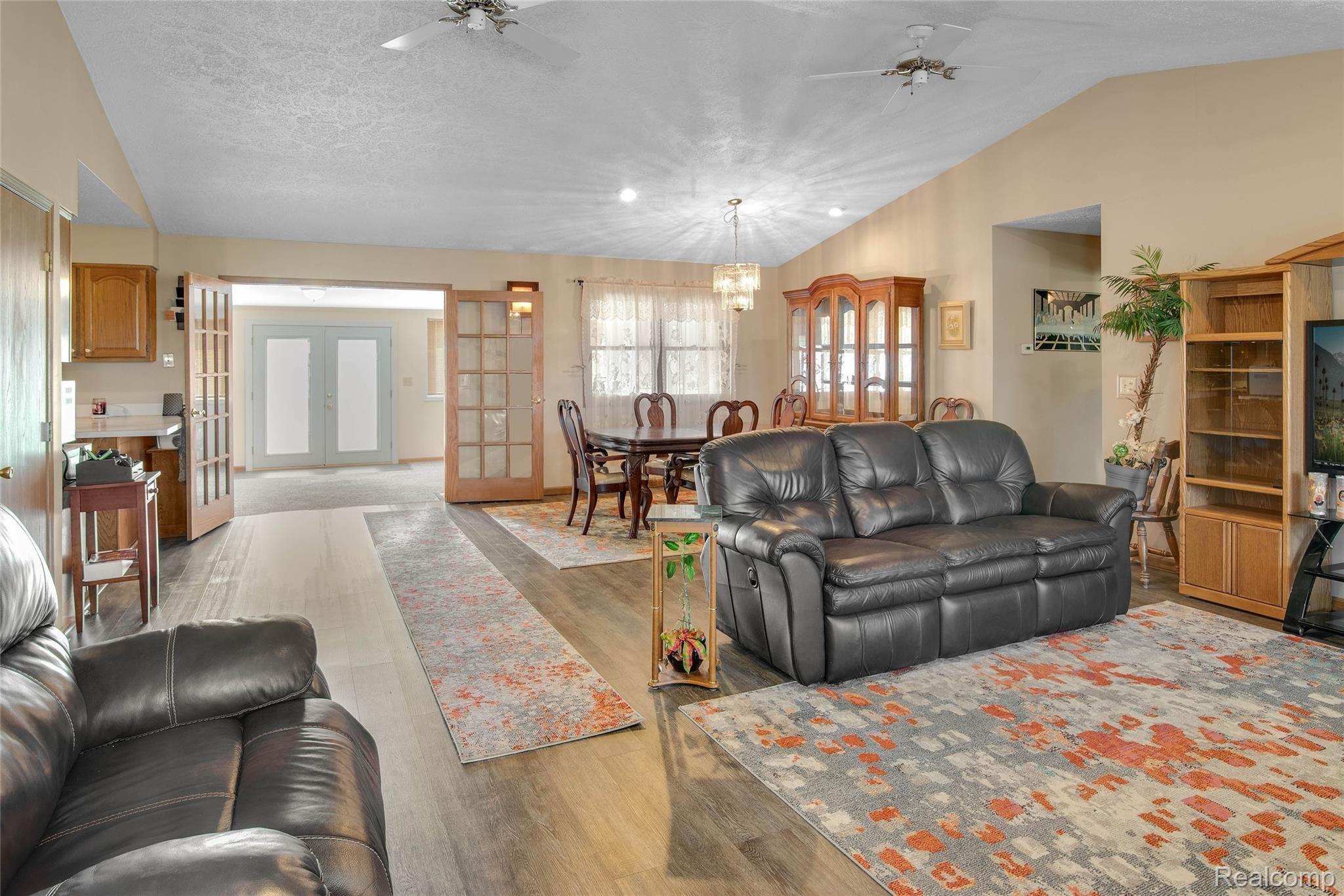 5857 Fay Road Carleton, MI 48117 - Photo 13 of 26 0003.jpg
