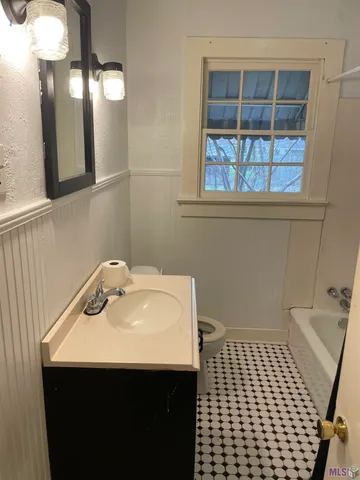 $1,350 | 240 Bellewood Drive, Baton Rouge, LA 70806