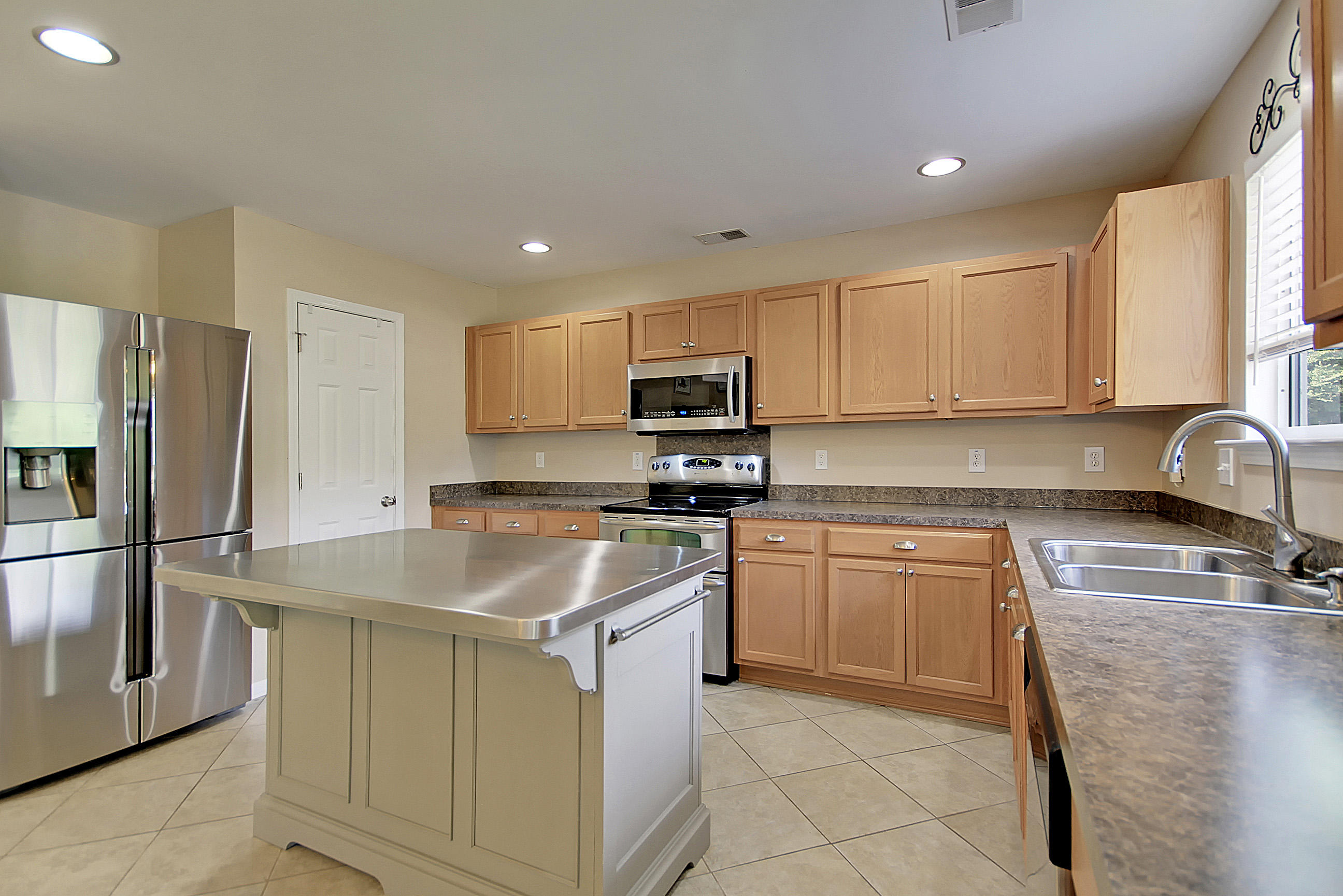 608 Knowledge Drive Ladson, SC 29456 - Photo 13 of 36 IMG_3472_IMG_3483 copy