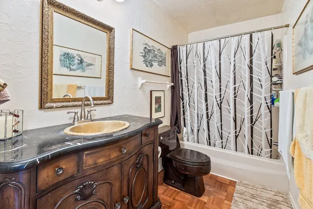 $750,000 | 185 Margot Drive, Donnelly, ID 83615