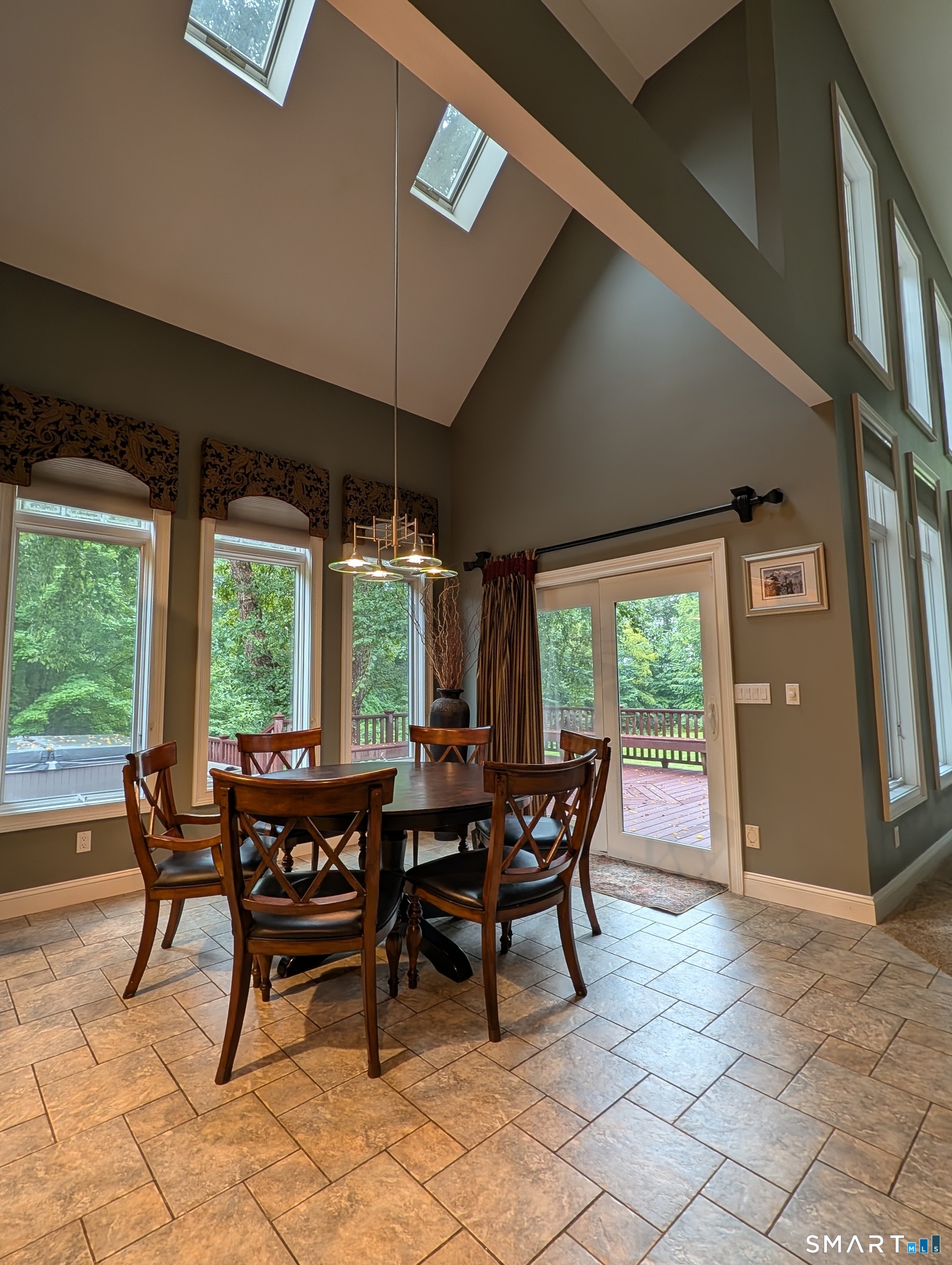 21 Paper Mill Road Marlborough, CT 06447 - Photo 11 of 40 Gallery Image 11