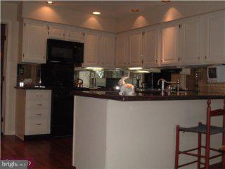 430 Inveraray Villanova, PA 19085 - Photo 4 of 6