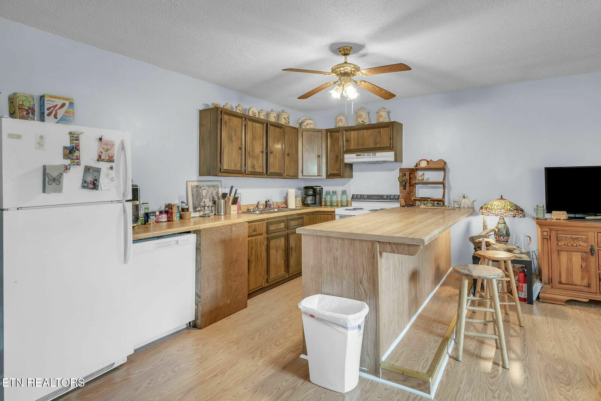 80 Jones Road Erwin, TN 37650 - Photo 13 of 26 36-web-or-mls-80_Jones_Road-8713