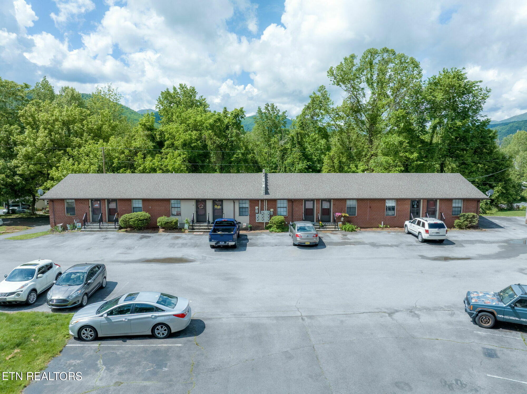 80 Jones Road Erwin, TN 37650 - Photo 5 of 26 12-web-or-mls-80_Jones_Rd-13_(1)