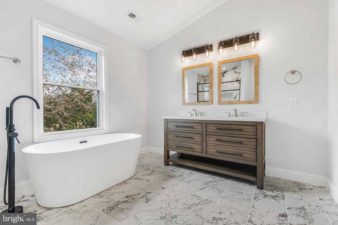 1002 Potomac Drive Stafford, VA 22554 - Photo 74 of 99