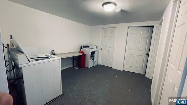 $2,900 | 102 South Maple Avenue, Unit 3, Ridgewood, NJ 07450