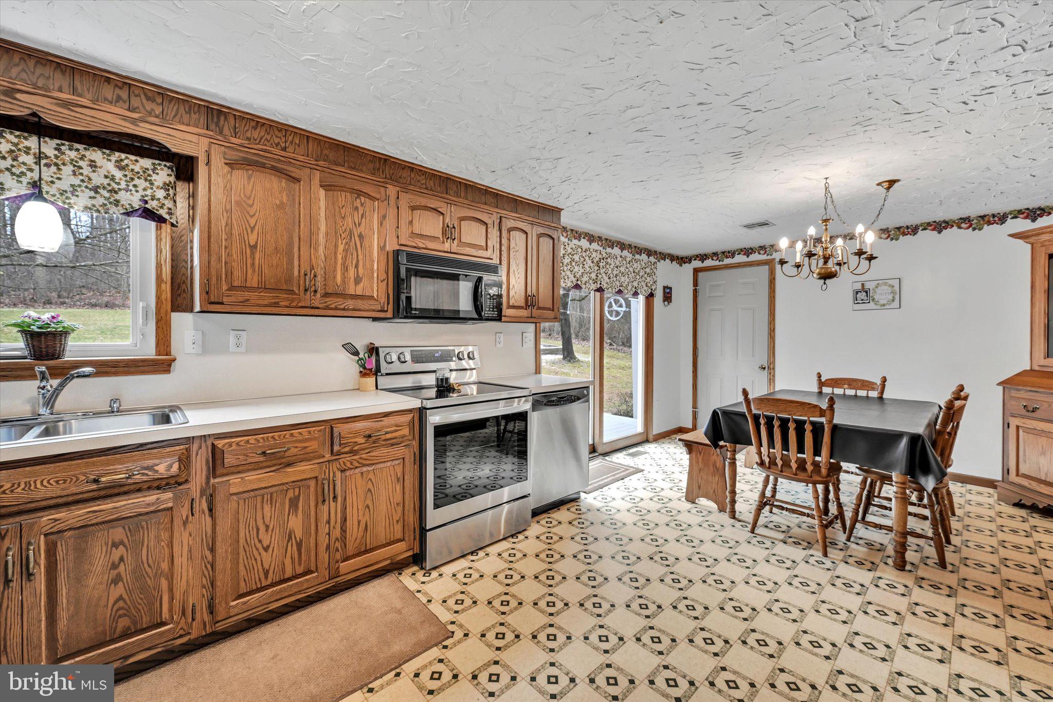 45 Fraelich Road Denver, PA 17517 - Photo 8 of 34