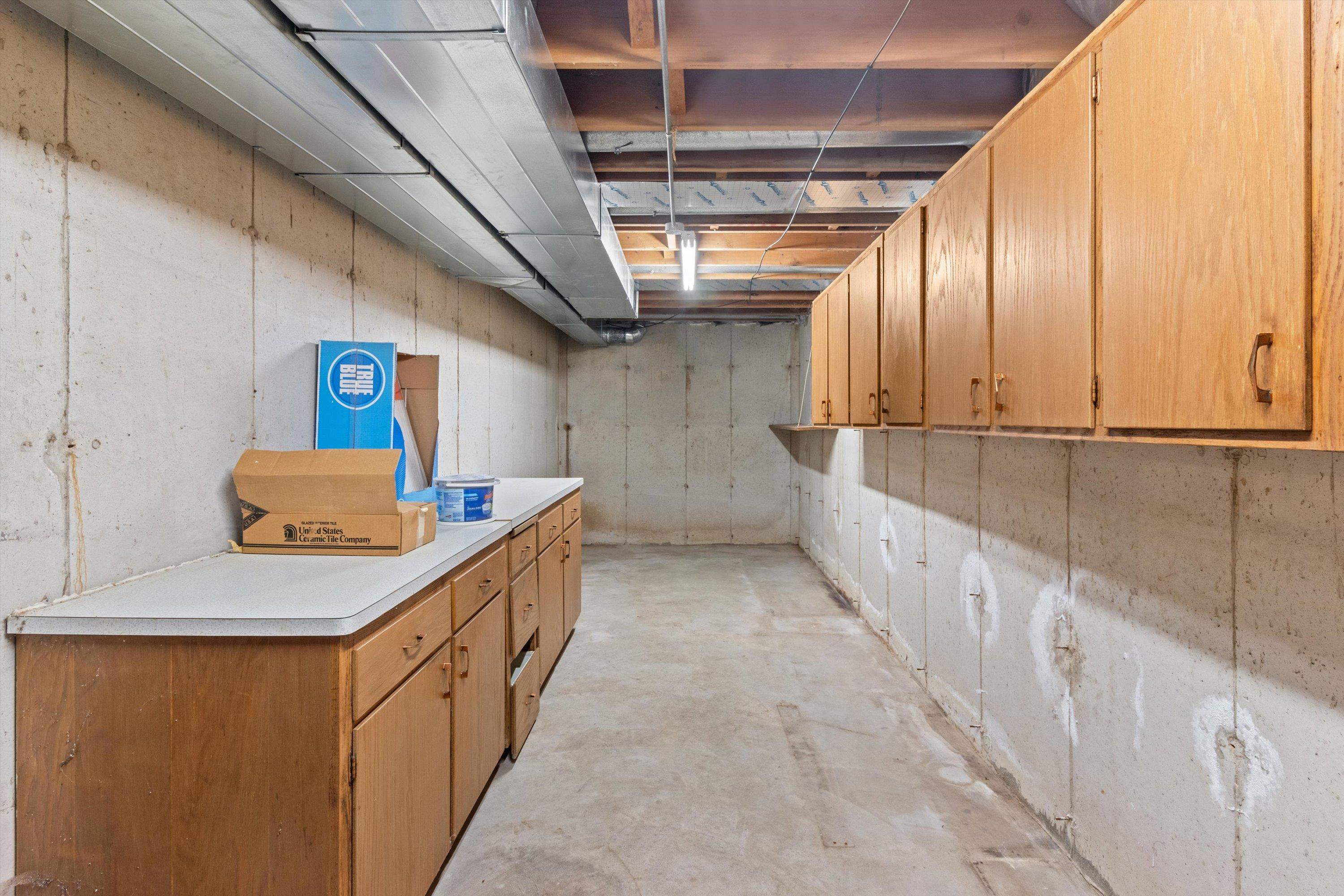 1813 Windom Way Madison, WI 53704 - Photo 28 of 34