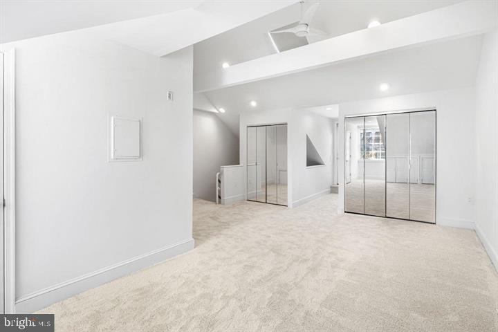 306 South 10th Street, Unit D Philadelphia, PA 19107 - Photo 15 of 35