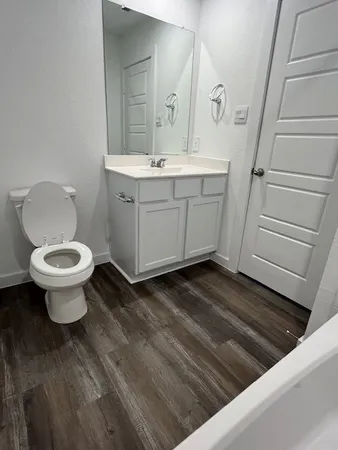 $2,150 | 1143 Sommerville Drive, Rosharon, TX 77583