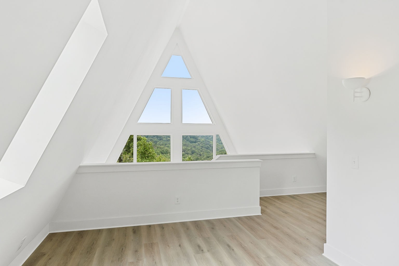 1643 Coconut Ridge Road Smithville, TN 37166 - Photo 20 of 38 Gallery Image 20