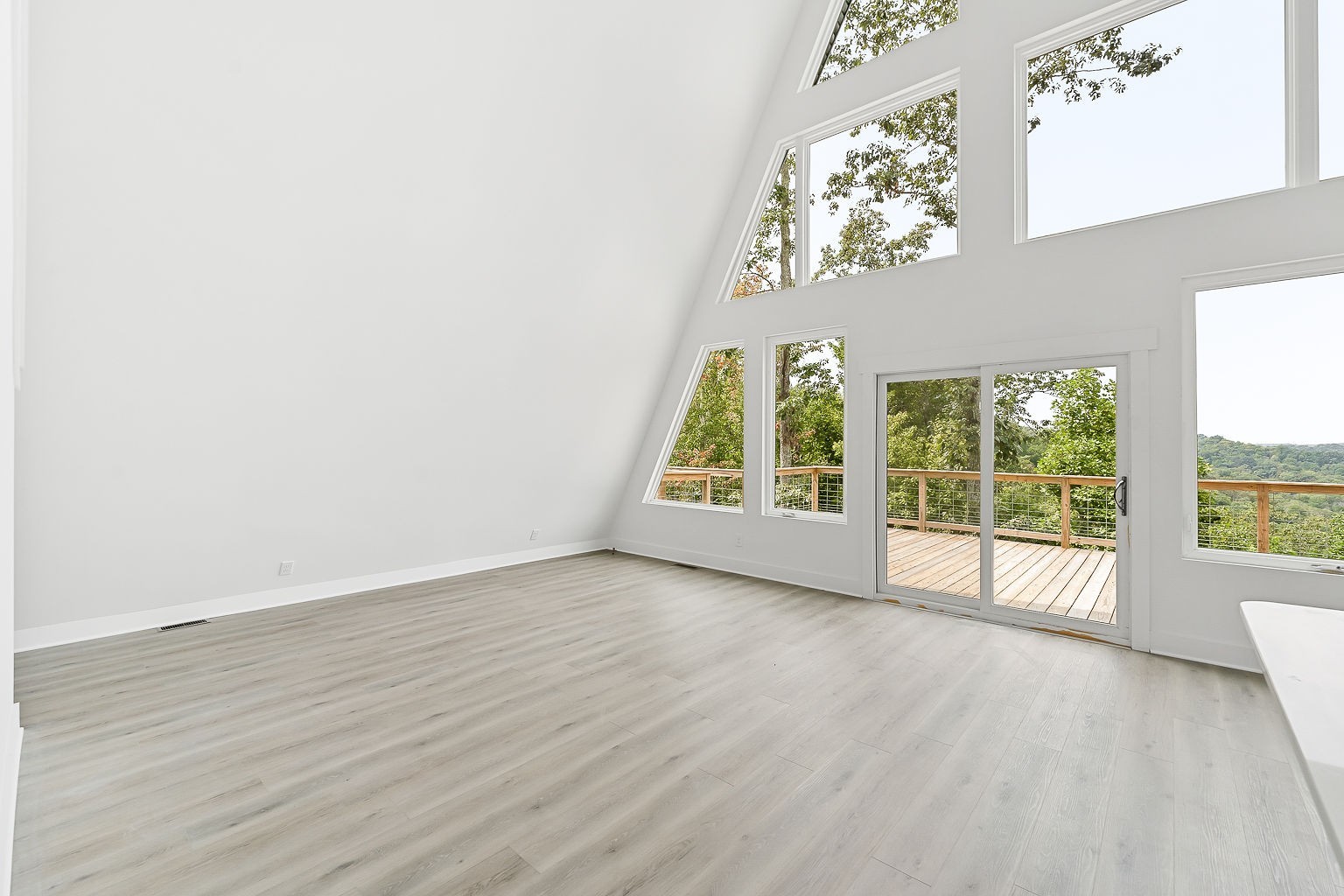 1643 Coconut Ridge Road Smithville, TN 37166 - Photo 7 of 38 Gallery Image 7