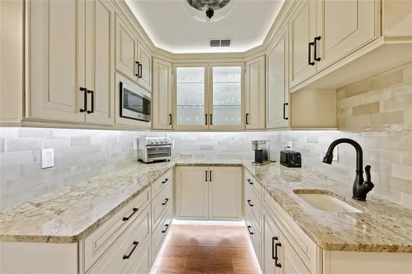 $900,000 | 11760 Northwest 170th Street, Reddick, FL 32686