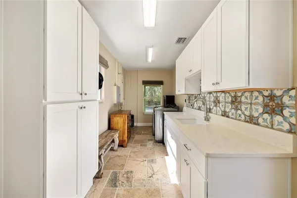 $900,000 | 11760 Northwest 170th Street, Reddick, FL 32686