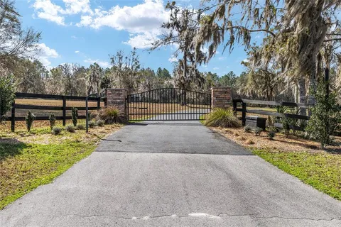 $900,000 | 11760 Northwest 170th Street, Reddick, FL 32686