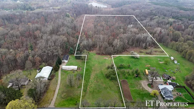 $469,900 | 14255 Myers Lake Avenue Northeast, Cedar Springs, MI 49319